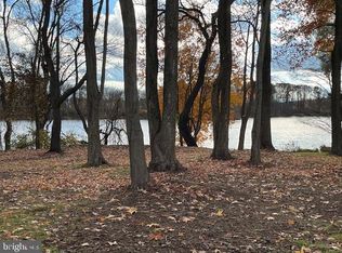 16 Dodge Dr, Smyrna, DE 19977