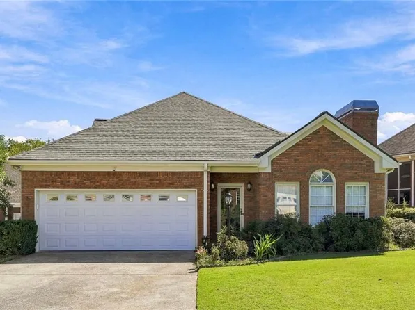 1970 Stockton Walk Ln, Snellville, GA 30078