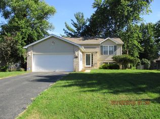 2231 Coldspring Rd, Crown Point, IN 46307