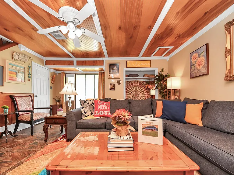 17018 Water Oak Dr #A — Photo 10