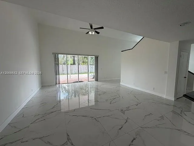 16286 Erie Pl — Photo 6