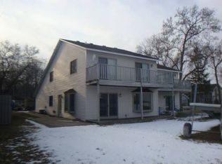 1919 Beach Dr SE, Forest Lake, MN 55025