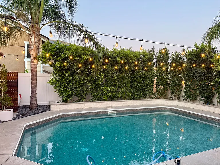 37244 Fallsgrove Ave — Photo 30
