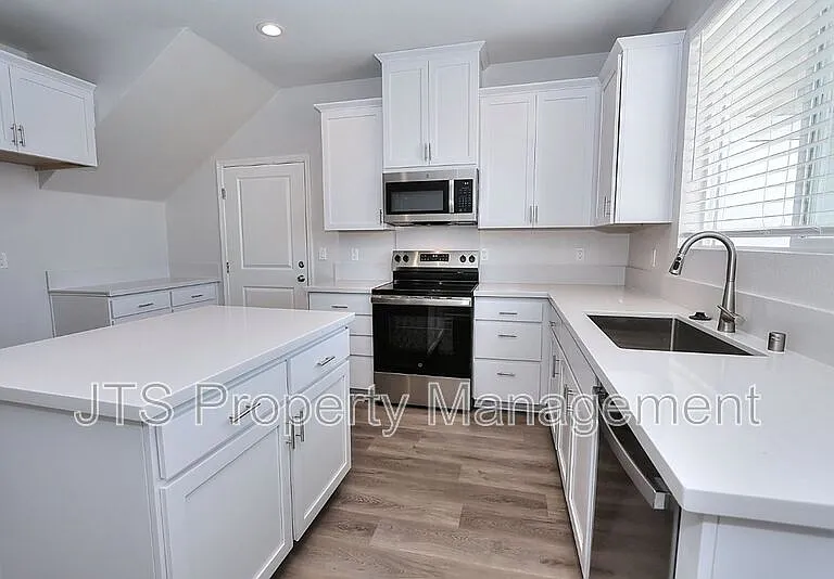 47 Brookbay Way — Photo 10