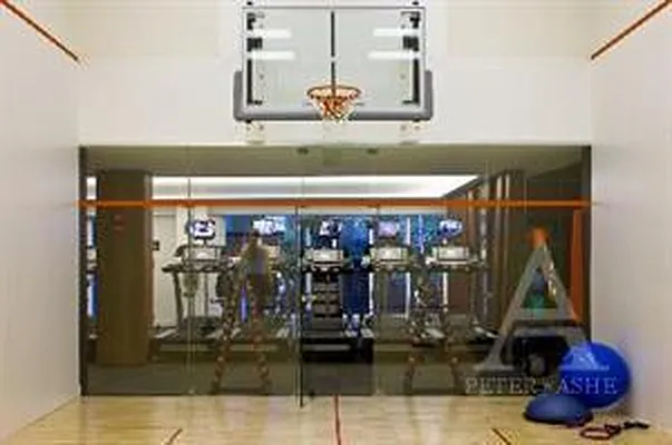 Rented by Peter Ashe | media 11