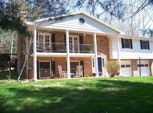 7872 Rolling Hills Dr, Athens, OH 45701