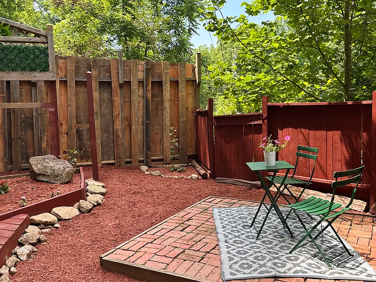 224 E Deep Creek Cir — Photo 18