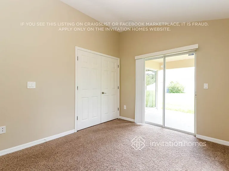 2310 Lawrence Hall St — Photo 12