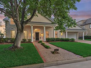 469 Edgewood Dr, Montgomery, TX 77356