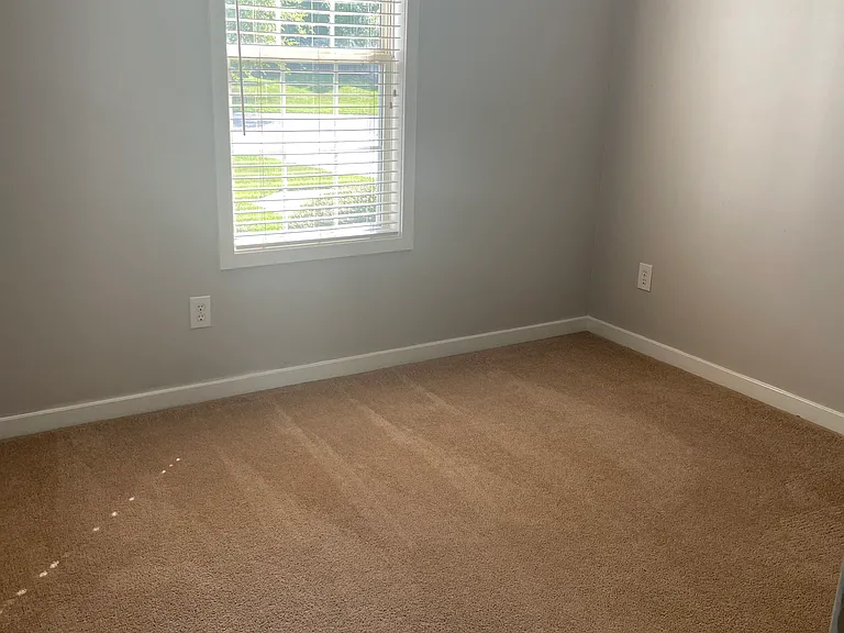 410 Mosswood Ct — Photo 20