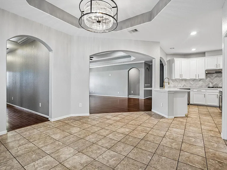 4419 Convento Dr — Photo 11