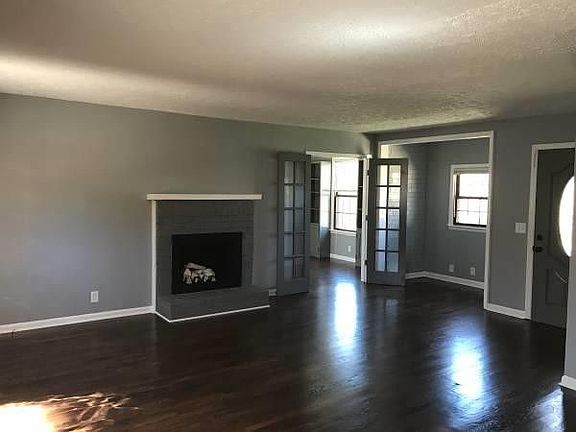 4th image of 126 Hillwood Dr