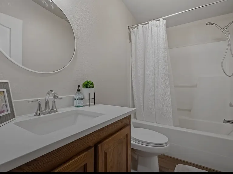 196 Harrington Rd #B — Photo 1