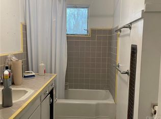 20351 Strathern St, Winnetka, CA 91306