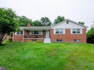 6806 Pamela Ln, Clinton, MD