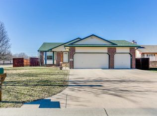 1913 S Brandon St, Wichita, KS 67207