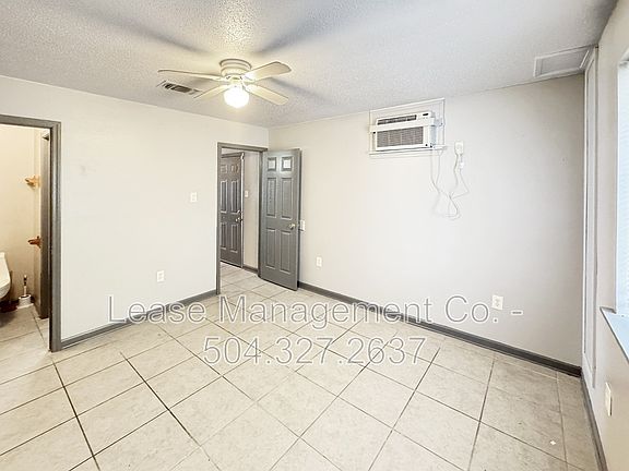 2nd image of 7837 Sail St