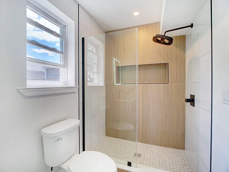 79 9th Ave #1 — Photo 3