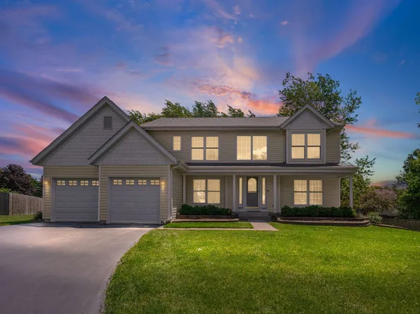 129 Knobb Hill Ln, Gurnee, IL 60031