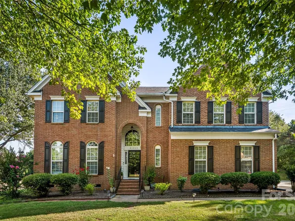 21717 Shoveller Ct, Cornelius, NC 28031