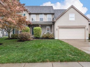 7939 Crescent Dr, Lewis Center, OH 43035