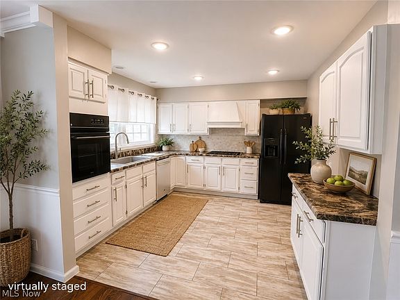 5th image of 3386 Hendon Cir