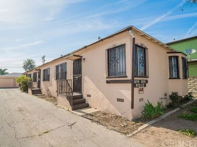 8719 Orchard Ave, Los Angeles, CA, 90044