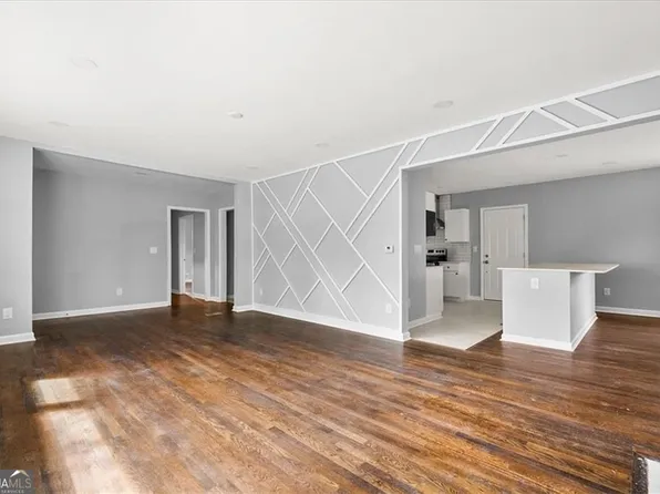 2763 Baker Ridge Dr NW, Atlanta, GA 30318