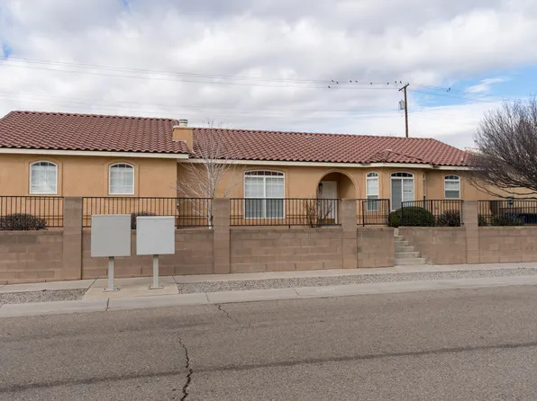 4801 Hayden Pl NW, Albuquerque, NM 87120