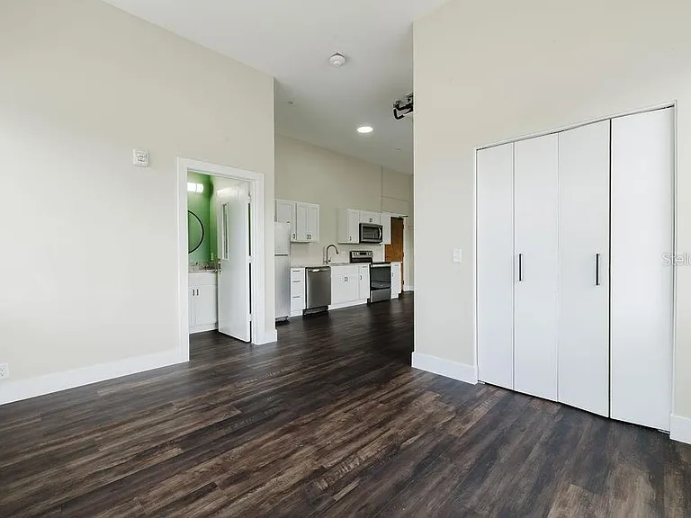 306 W Wisconsin Ave #209 — Photo 7