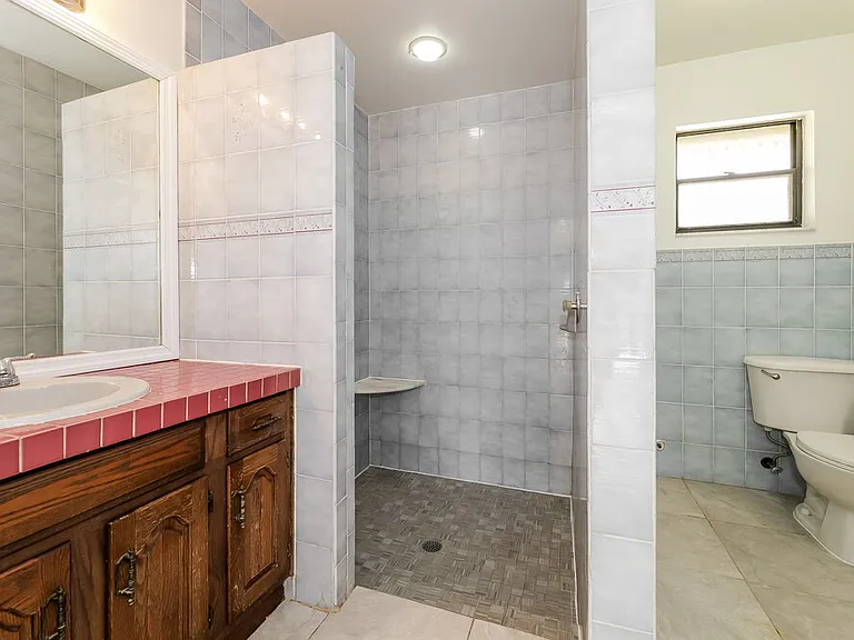 14480 Stirrup Ln — Photo 11