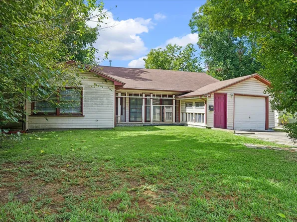4029 Woodcraft St, Houston, TX 77025