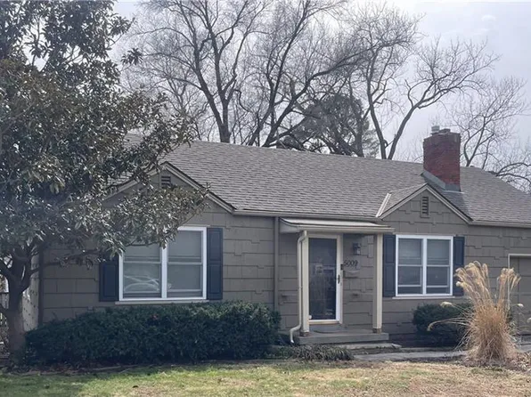 5009 W 51st Ter, Roeland Park, KS 66205
