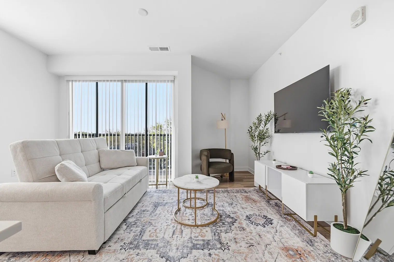 2 bed, 2.0 bath, $3,854 — Photo 3