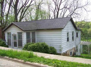 206 N Carroll St, Mount Carroll, IL 61053