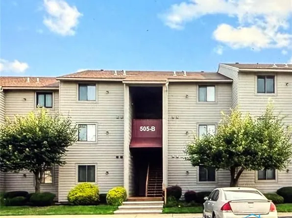 505 W Lakeshore Dr APT B6, Pt Clinton, OH 43452