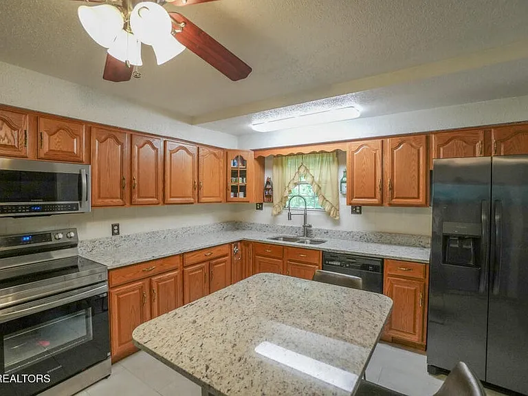1301 Chert Pit Rd — Photo 24
