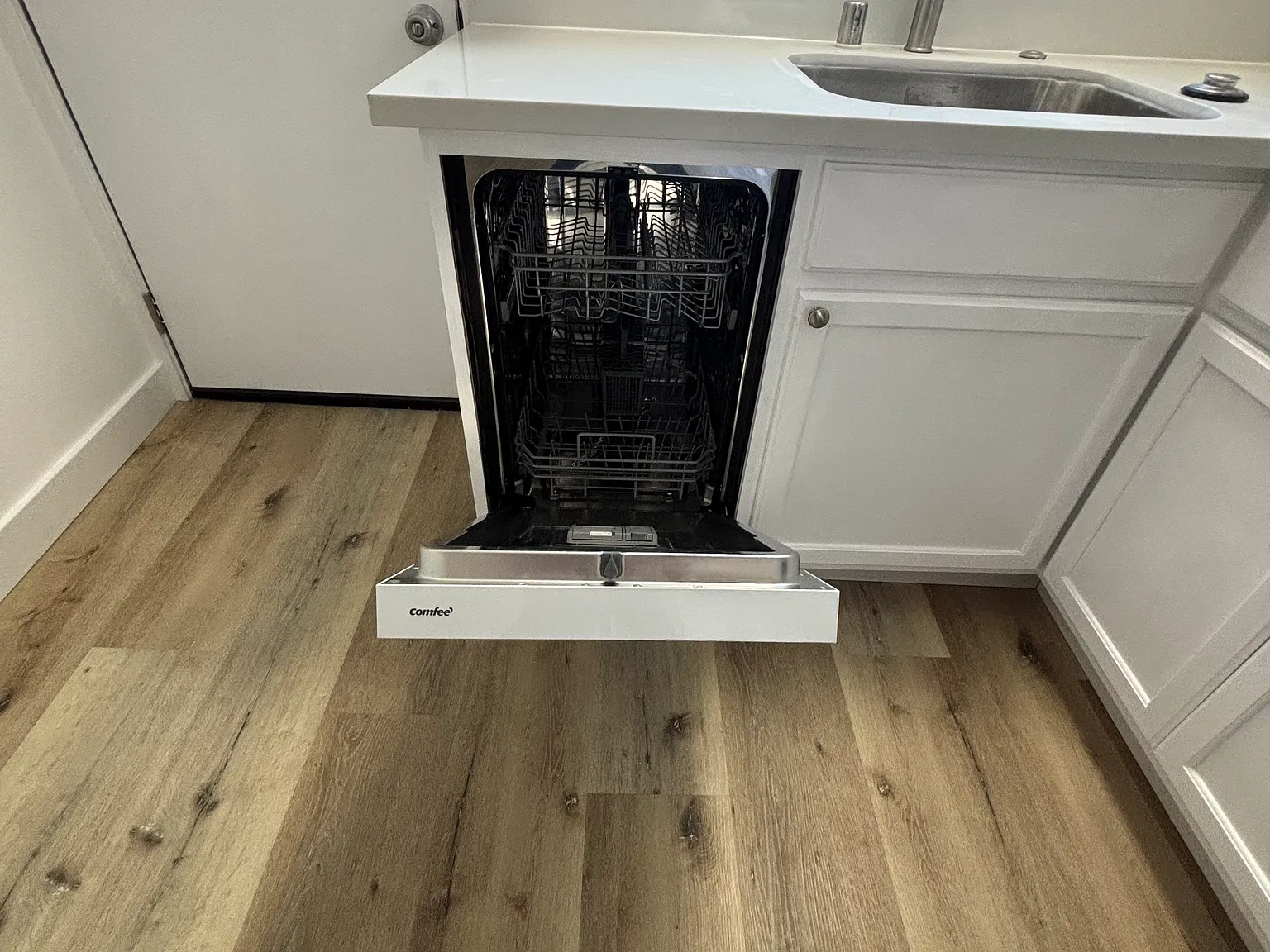 2 bed, 900 sqft, $2,195 — Photo 4