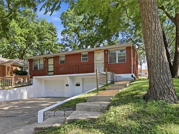 10819 E Westport Rd, Independence, MO 64052