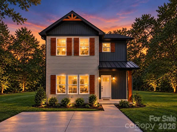 112 E Hilltop Dr, Gastonia, NC 28054