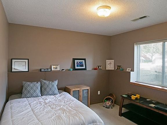 4th image of 110 Shannon Dr Unit 4