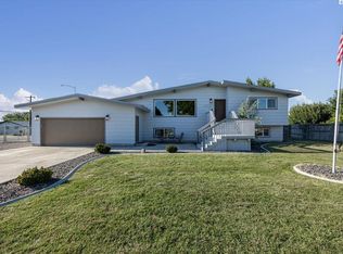 2020 W 17th Ave, Kennewick, WA