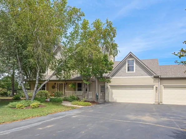 10306 E Branch Rd, Rochelle, IL 61068