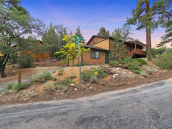 2nd image of 705 Mira Ln