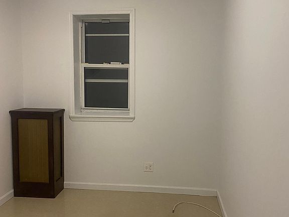 5th image of 1648 83rd St #1F