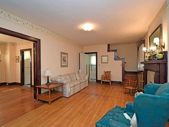 5th image of 5863 Wyatt Ave