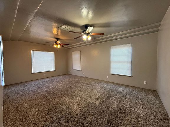 2nd image of 700 Philippine St