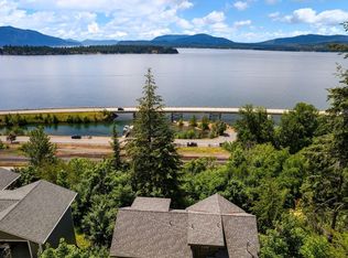 260 Highland Ave, Hope, ID 83836