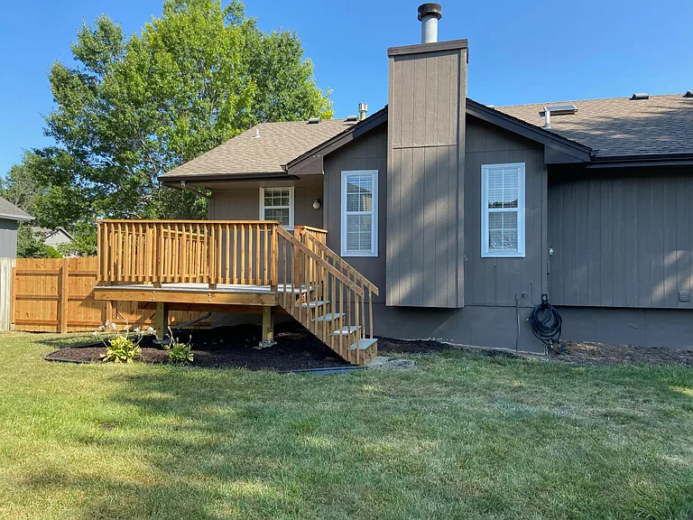 1725 NE Patterson Dr — Photo 26
