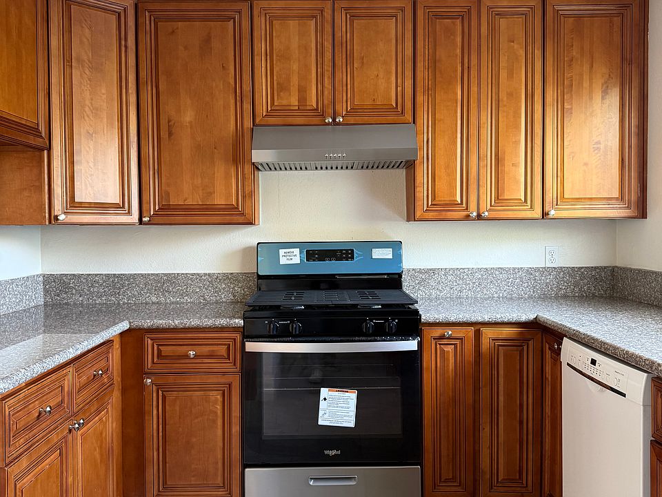 1st image of 620 N Mar Vista Ave